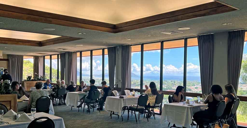 Visitors eating at Ka ‘Ikena restaurant on campus